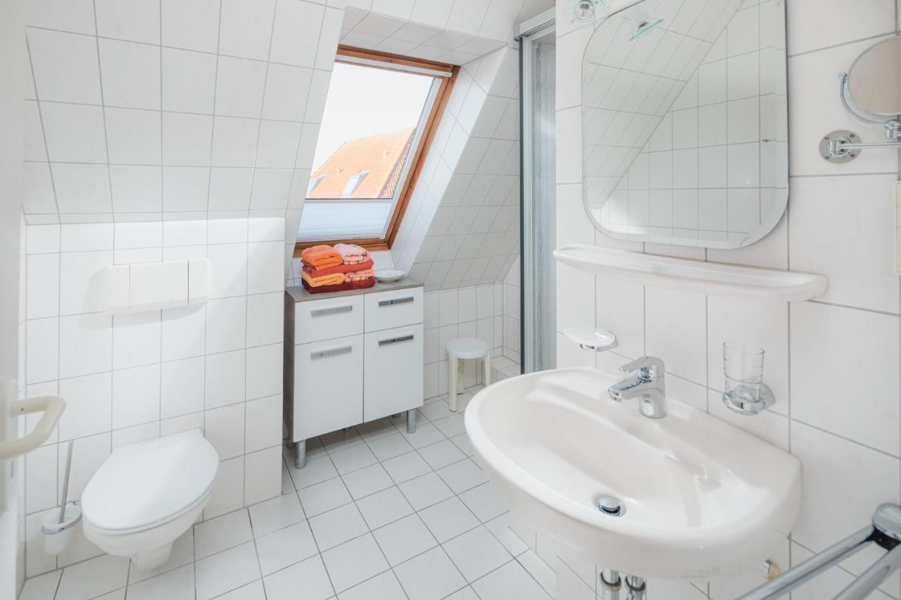 Haus Dwarslooper - Wohnung Luentje Norderney Eksteriør billede